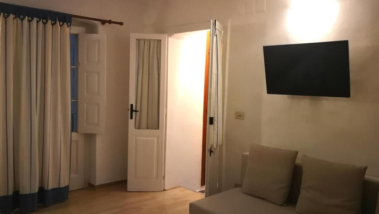 Your Shelter - Private Apartment Bari Exterior photo
