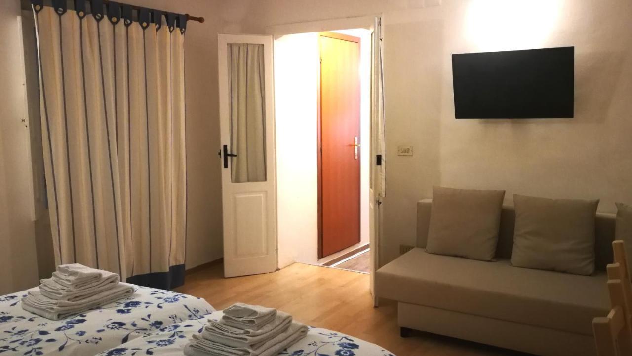 Your Shelter - Private Apartment Bari Exterior photo