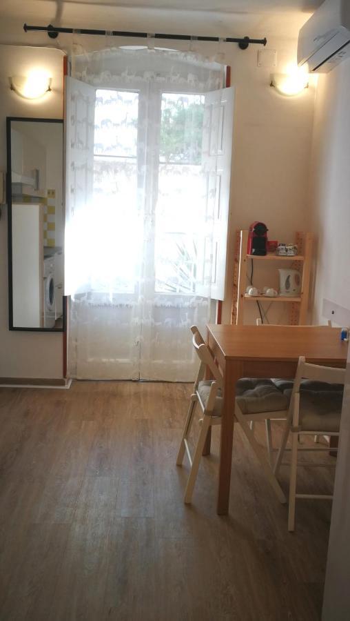 Your Shelter - Private Apartment Bari Exterior photo