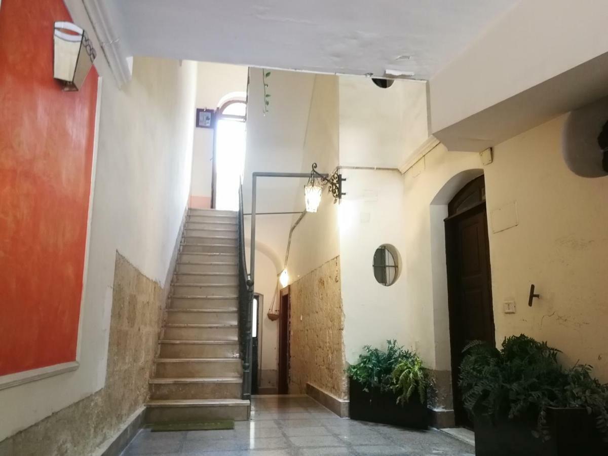 Your Shelter - Private Apartment Bari Exterior photo